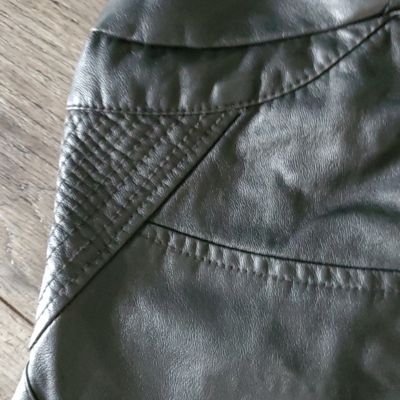 EXPRESS Faux leather jacket - Picture 5 of 11
